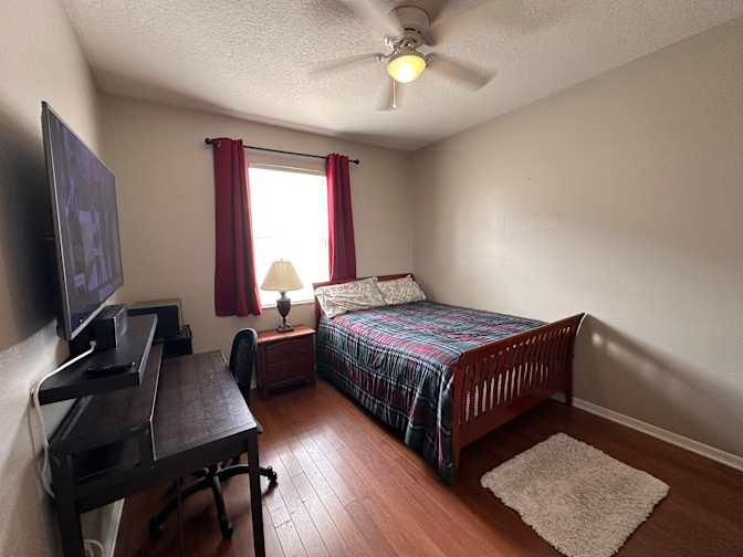 Jose's room