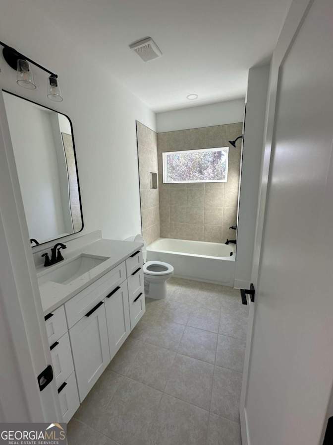 Alcove Rooms's room