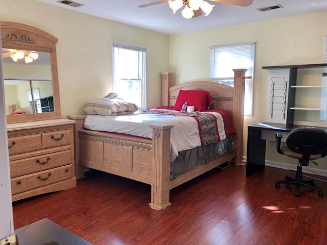 Dina's room