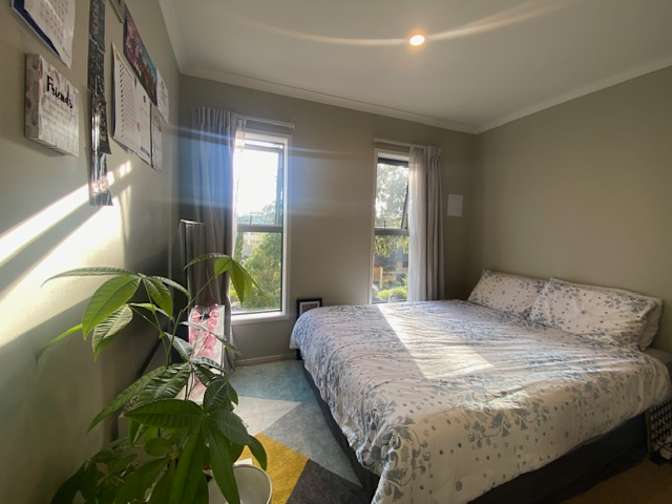 Linh's room