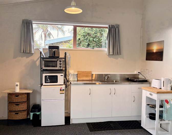 Dana Paranihi White's room