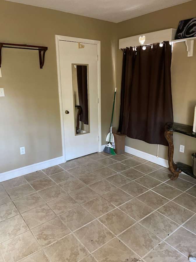 Patricia C Gabbard's room