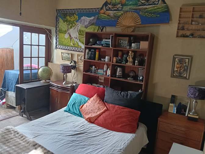 Gregory Farquharson's room