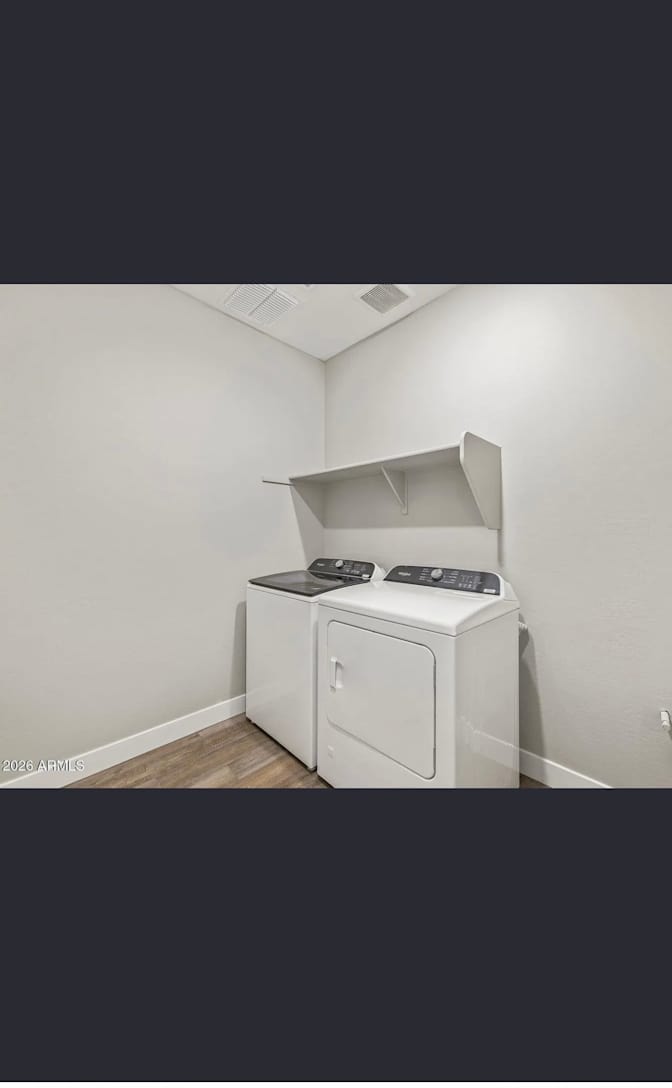 Enosh's room