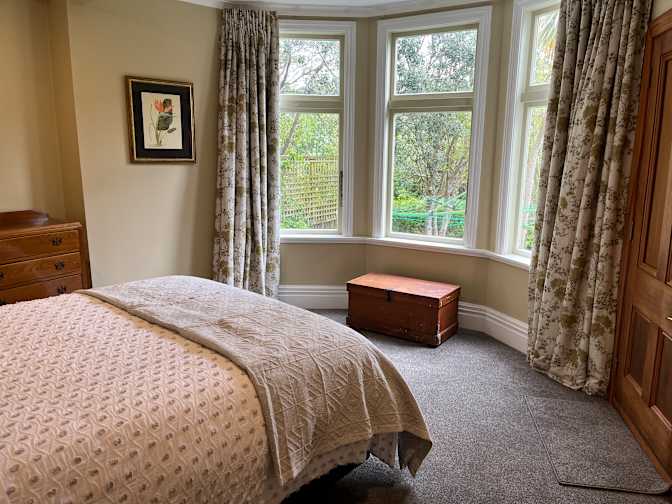 Lynda's room