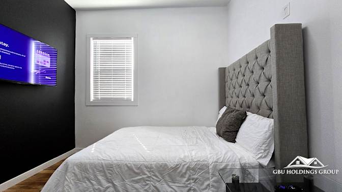 GBU Holdings Group's room