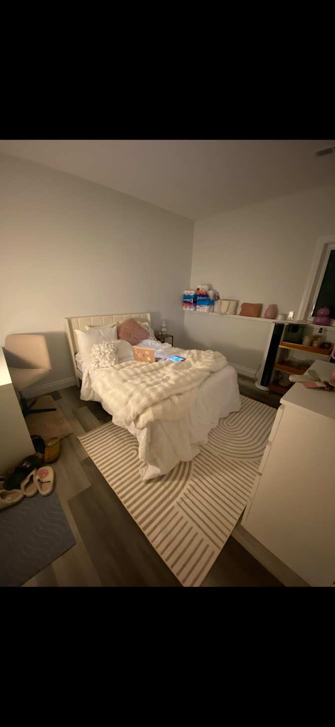 Isabella smith's room