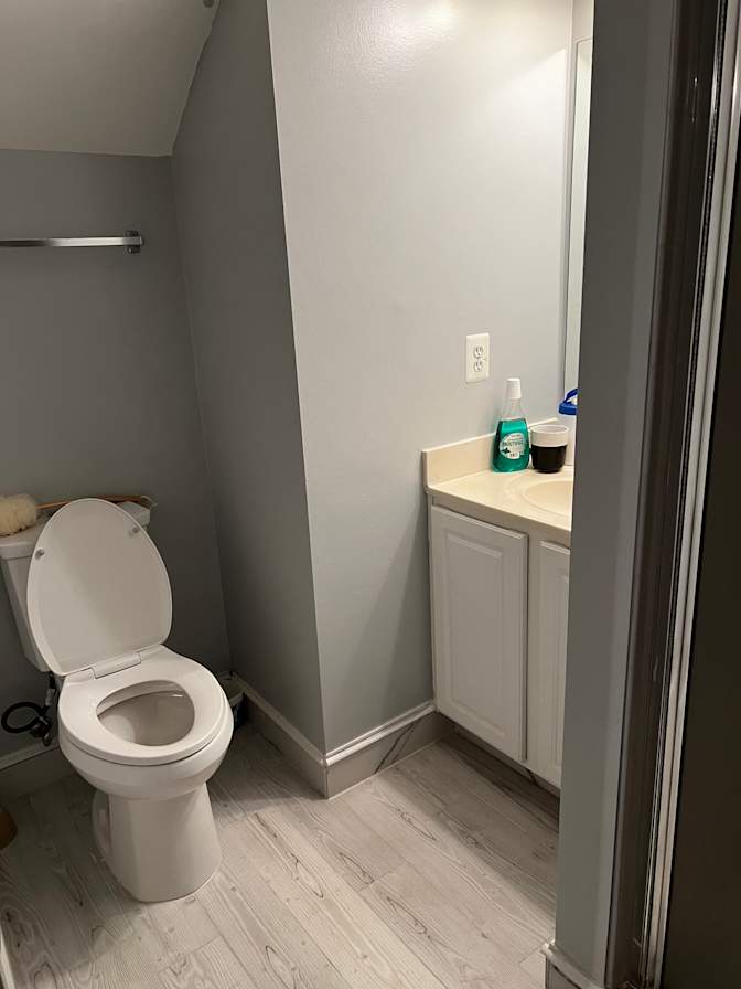 Felicia's room