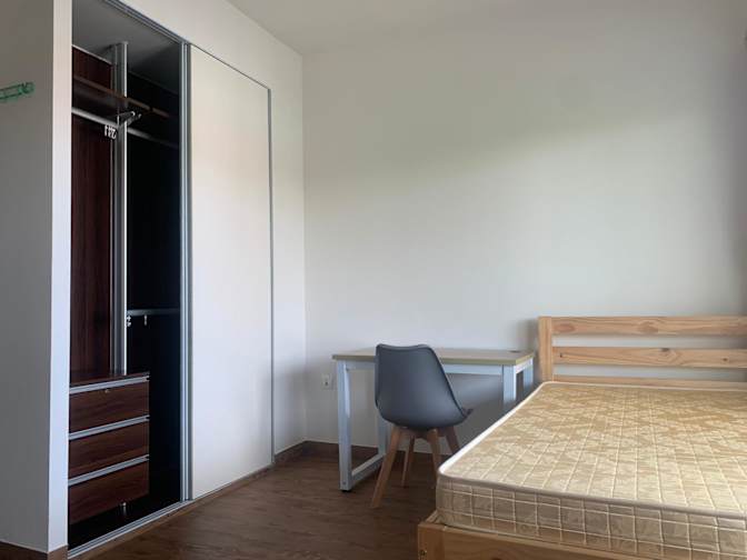 Loh Shu Li's room