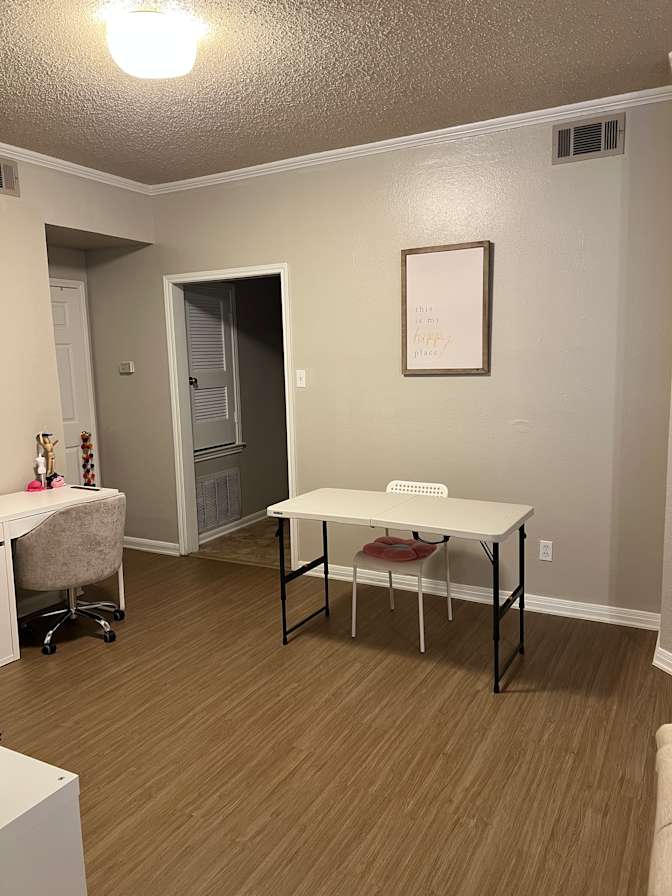 Meadow Zeltner's room