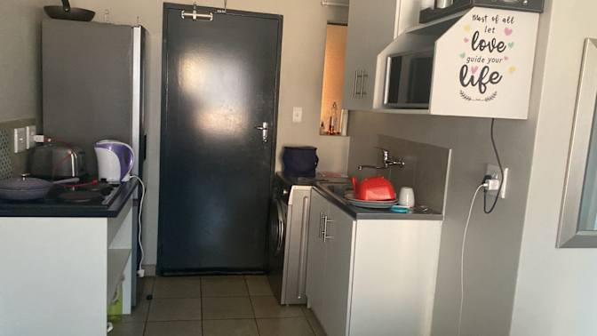 kat's room