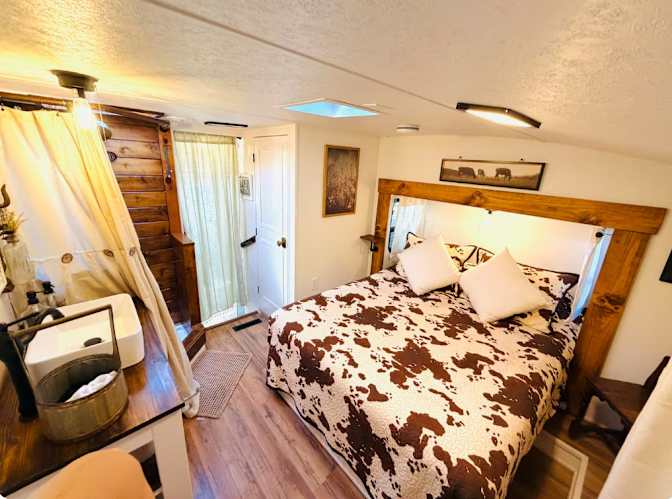 Stephanie's room
