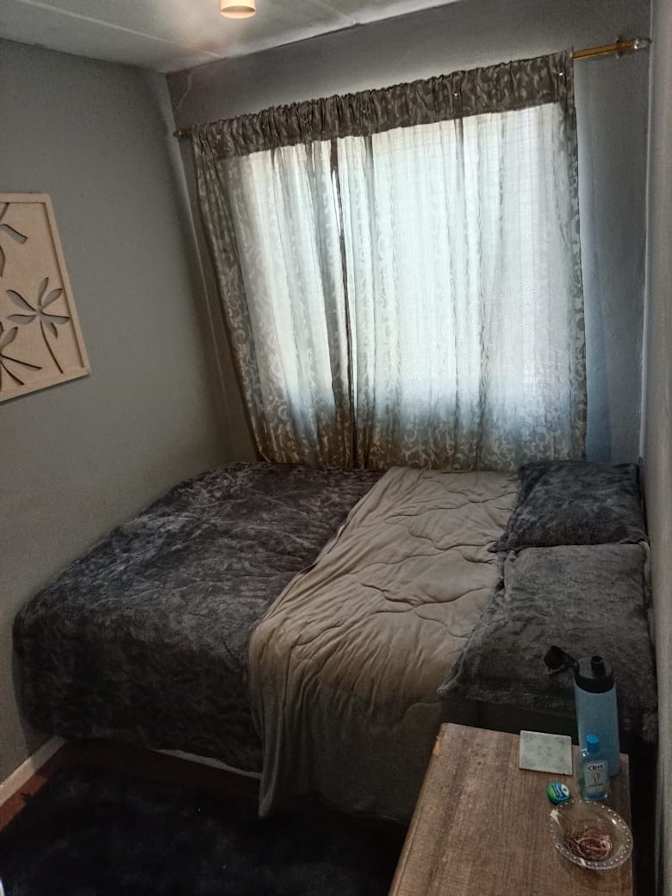 Victoria's room
