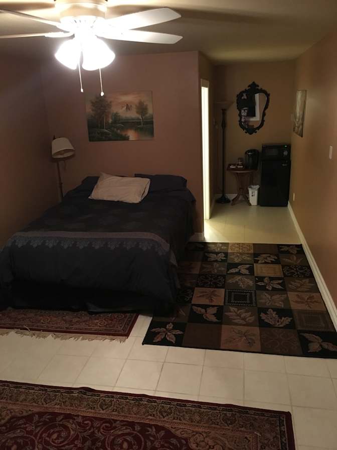 Vail's room