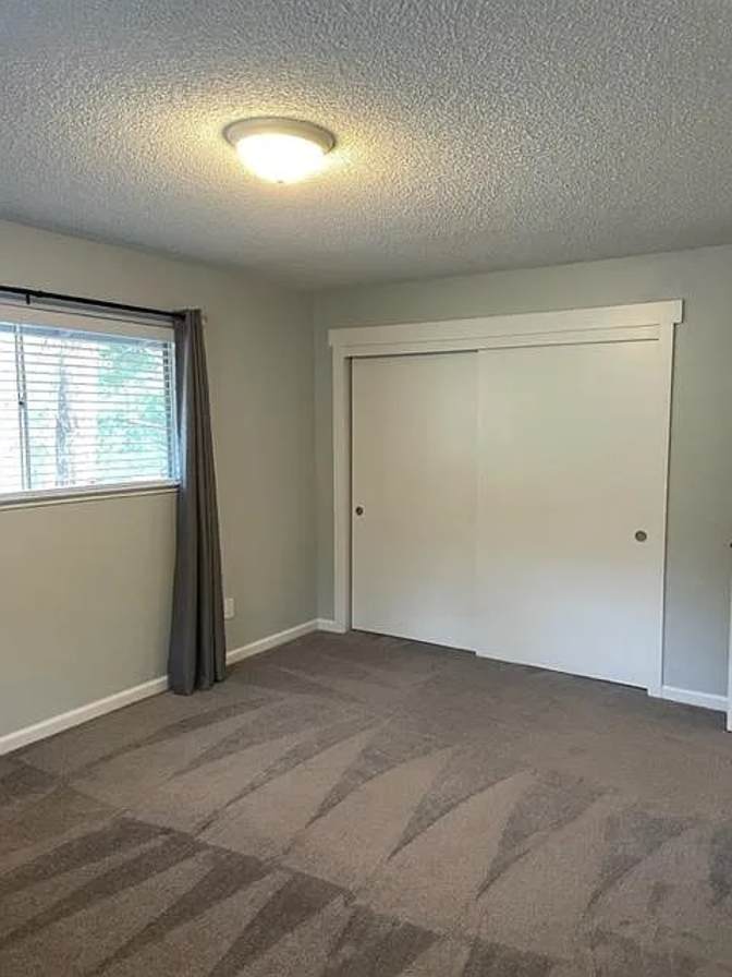 Lisa's room