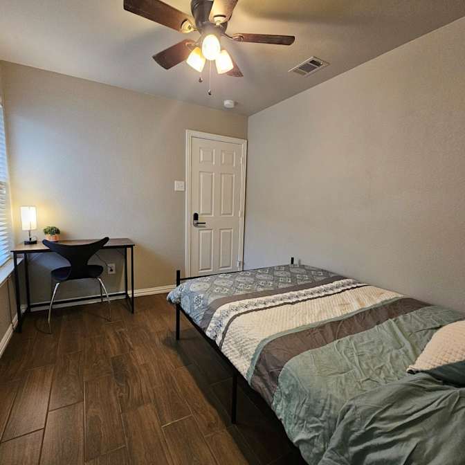Sergio's room