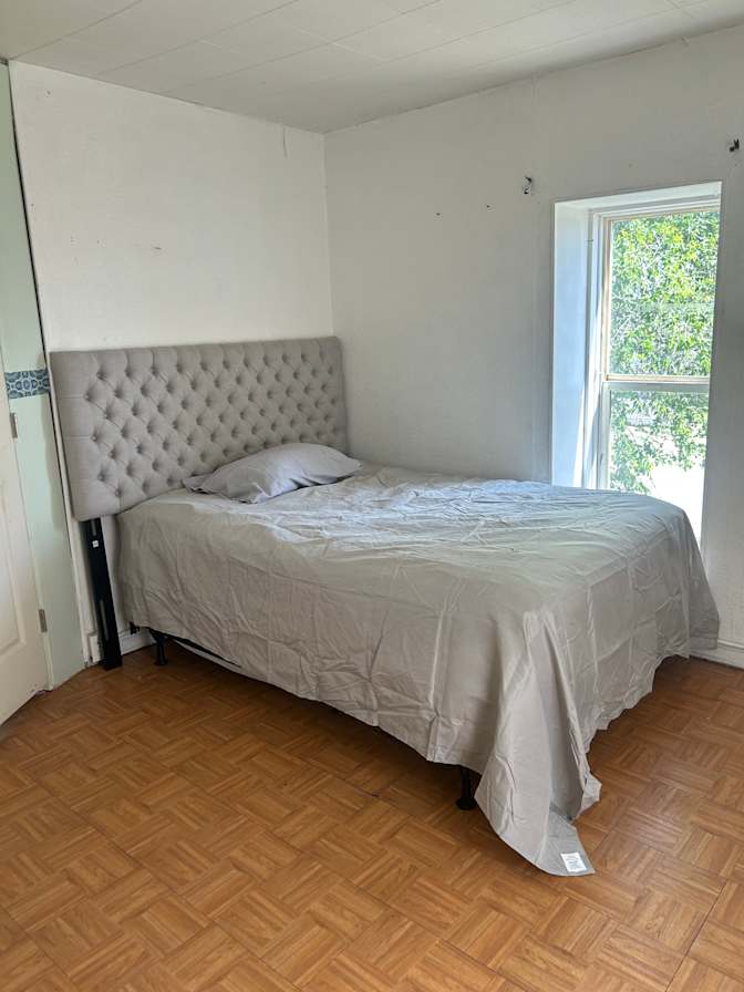 Angela O'Brien's room