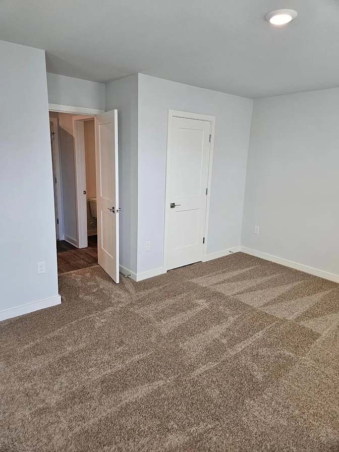 Alcove Rooms's room