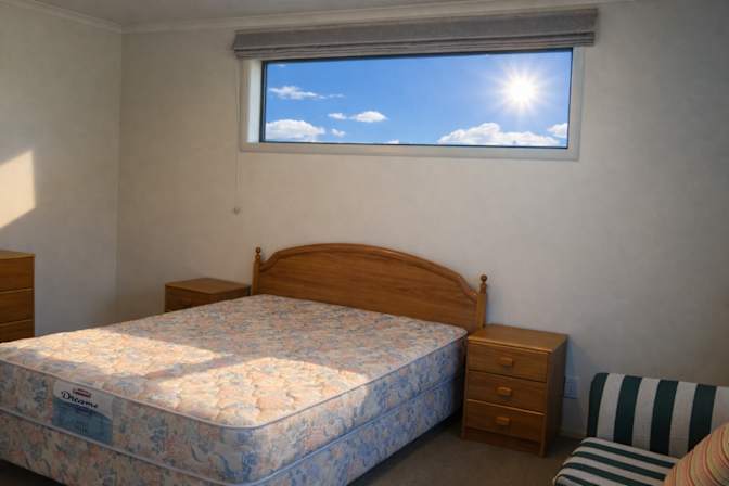 Ken's room