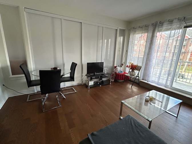 Santhi Varanasi's room