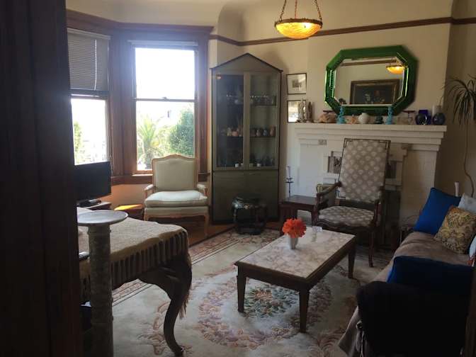 Room for Rent's room