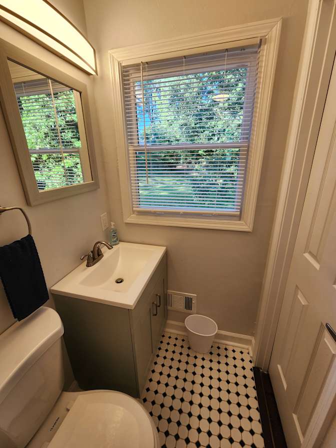 CL&C Property Management and Consulting's room