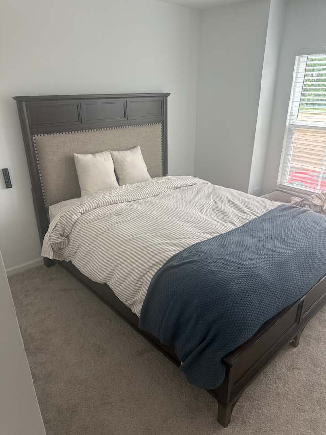 Quan's room