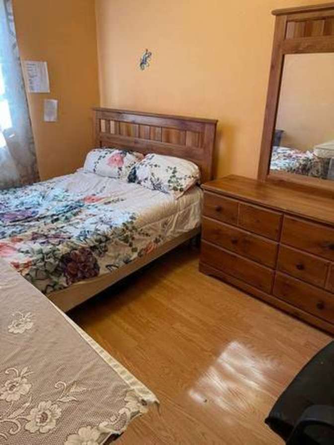 Wonderful Sunny Studio's room