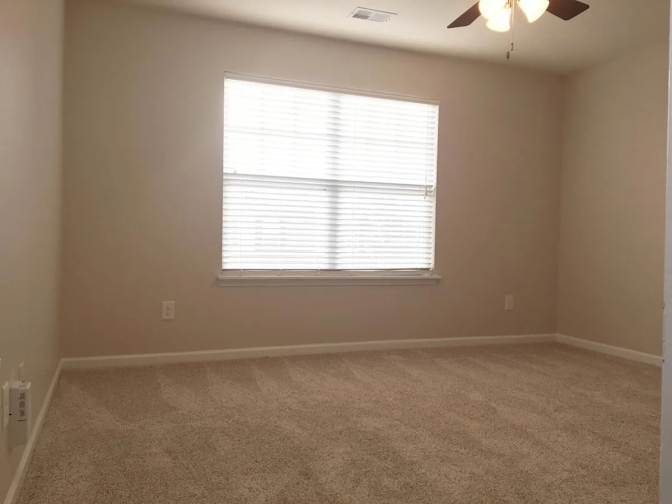 Alcove Rooms's room