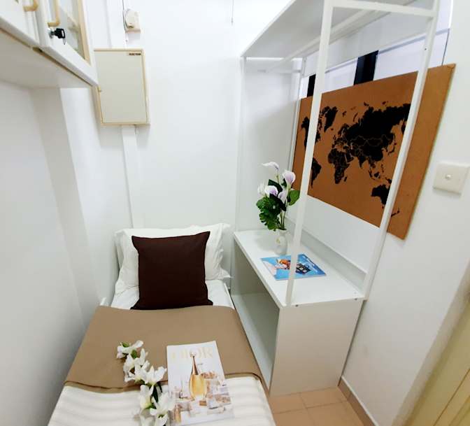VVA EI's room