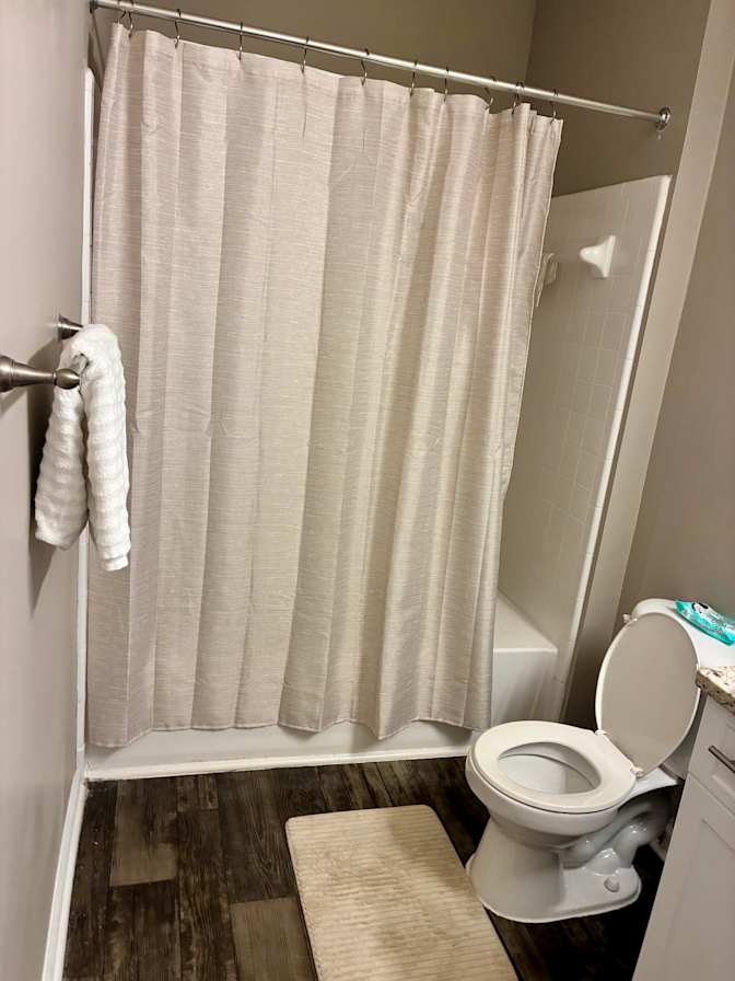 Dee's room