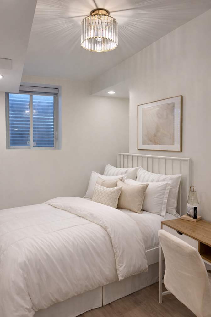 Elle's room
