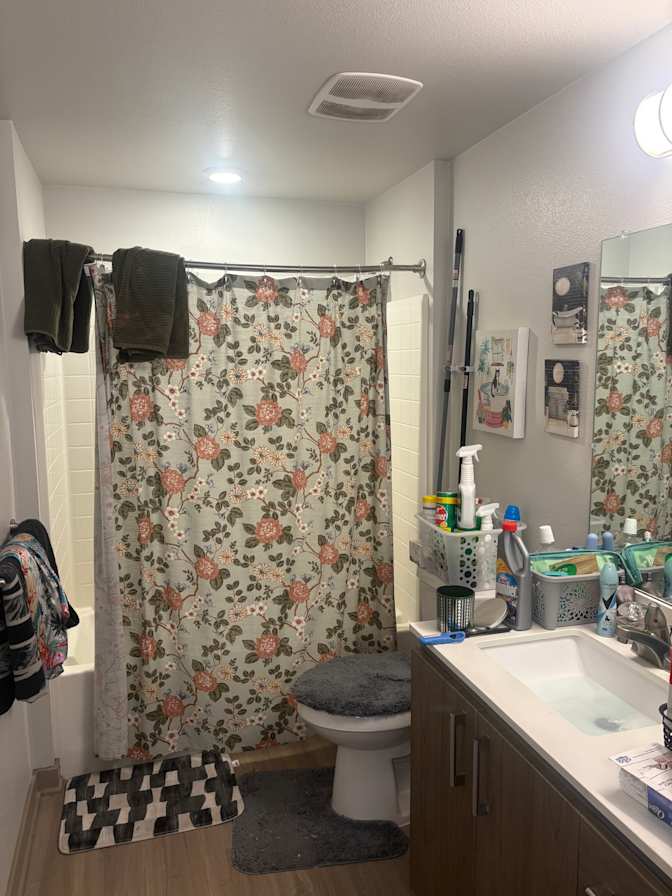Kayla-Marie Zawadi's room
