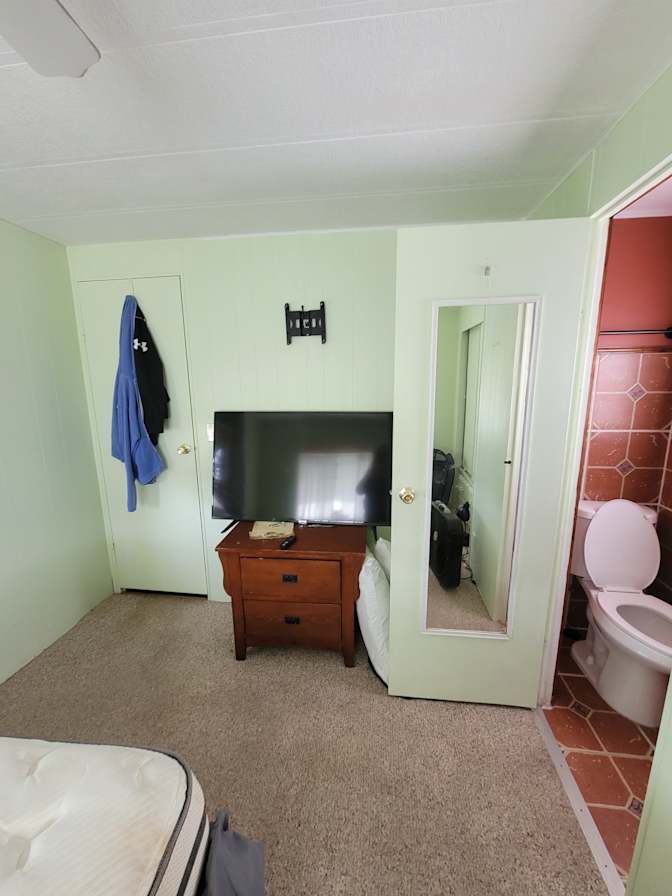 Diana Kaczor-Muriel's room