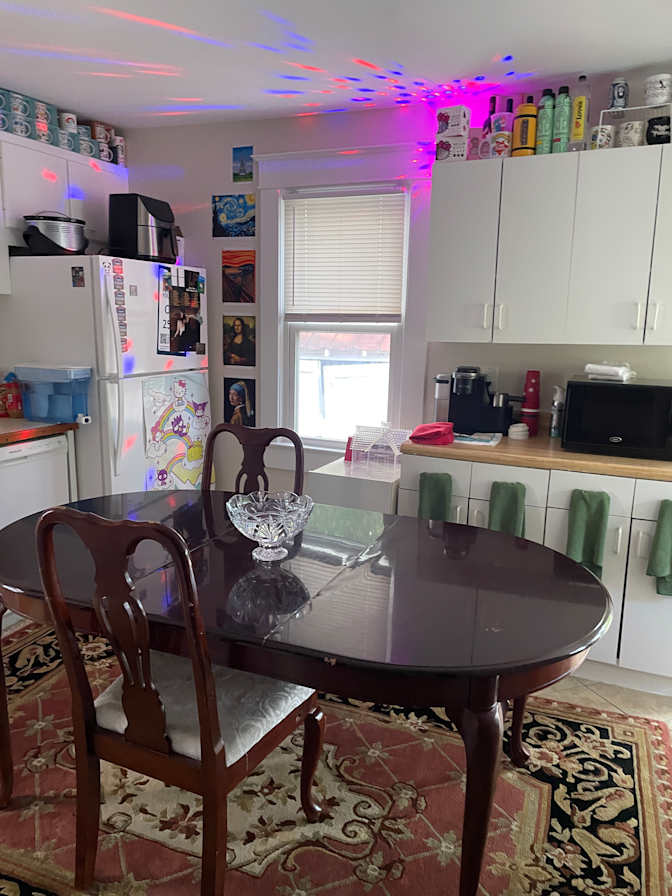 Minxy's room