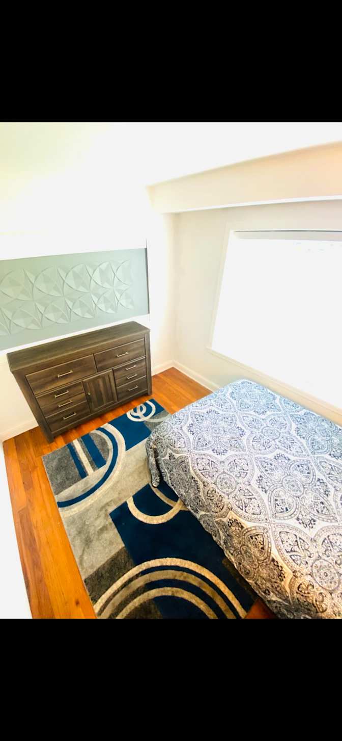 Adriano's room