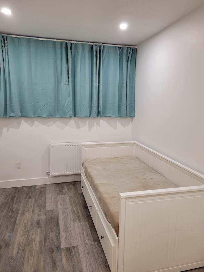 Oliver's room
