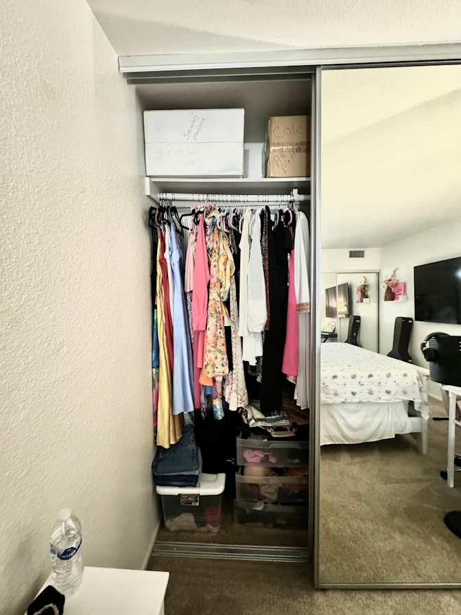 Emily Roslyn's room