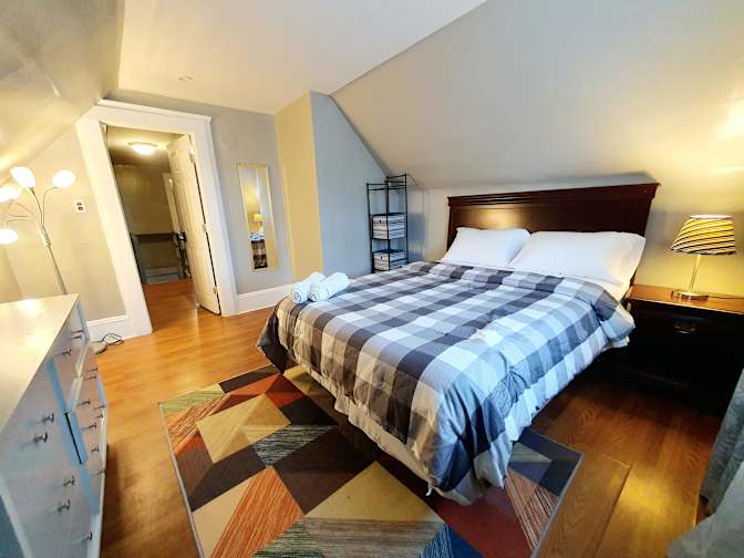 PadSplit's room
