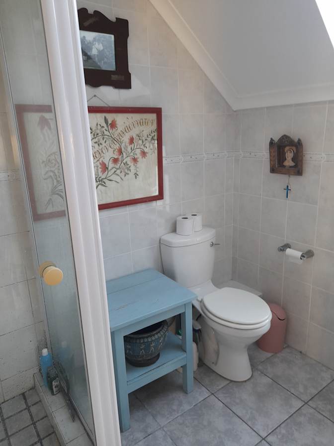 Belinda Leontsinis's room