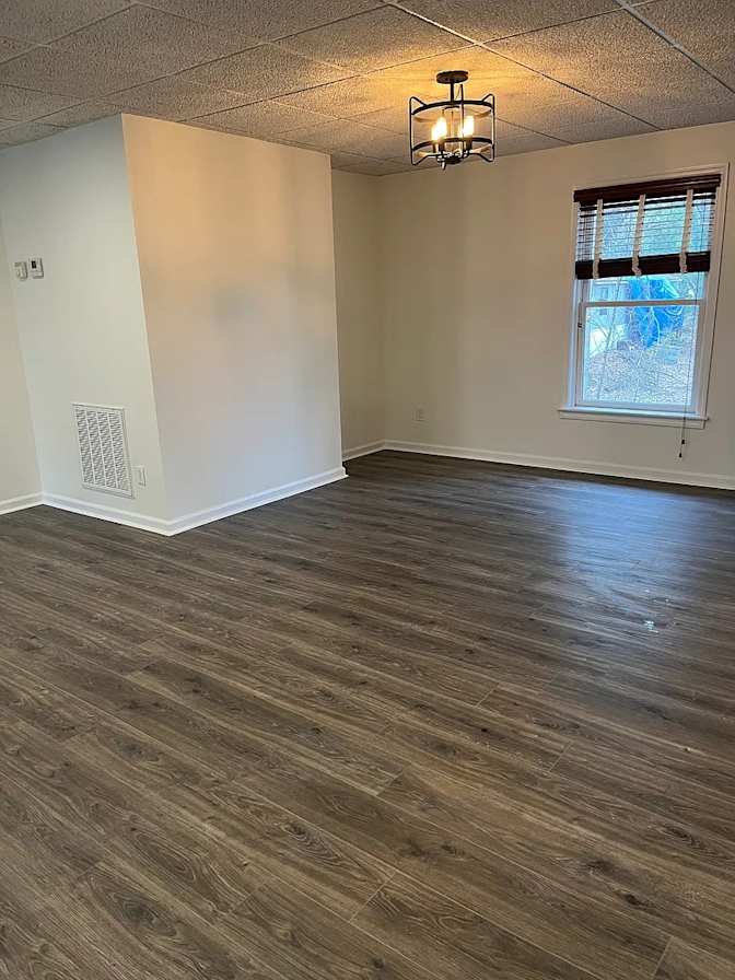 Alcove Rooms's room