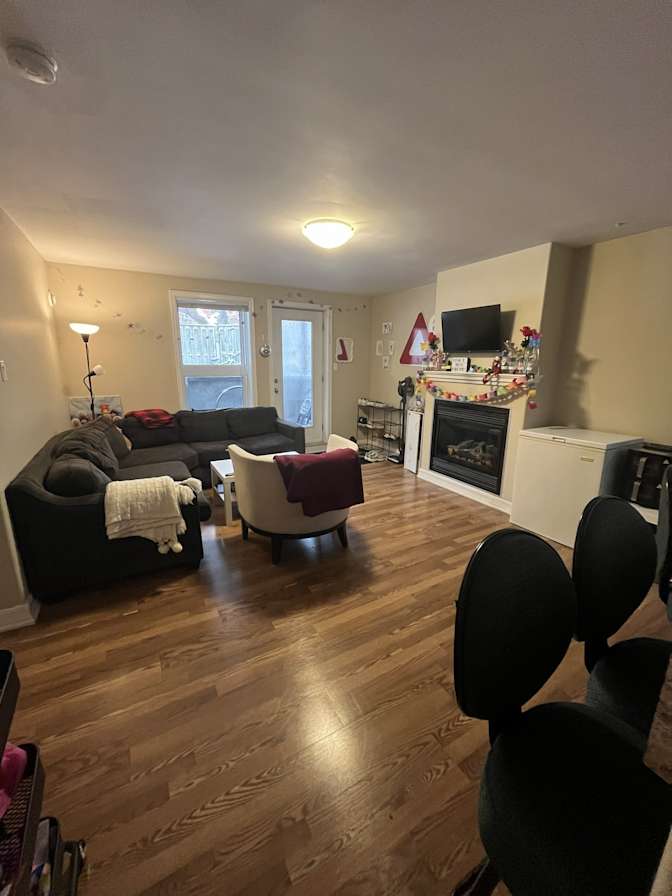 Nadia Guillemette's room