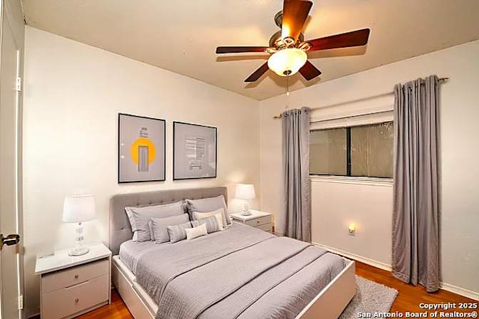 Thrun's room