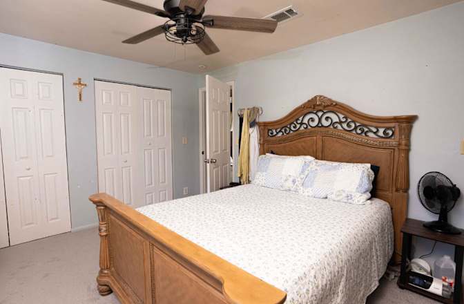 Armando's room