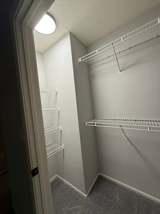 Jogelys's room