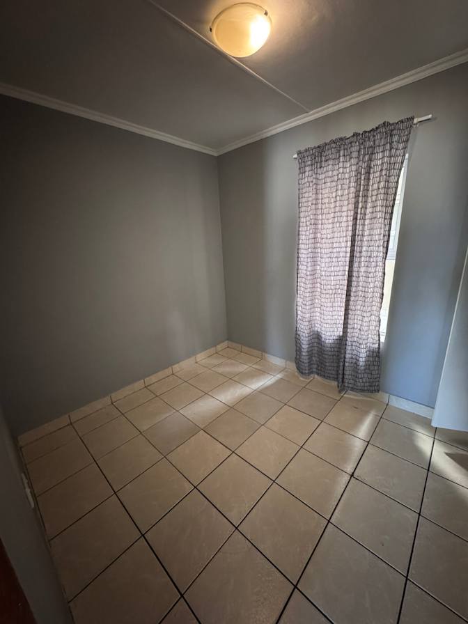 Franco's room