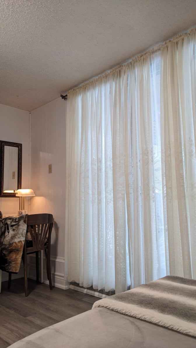 Astrid's room