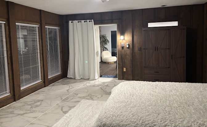 Danick Dumas's room
