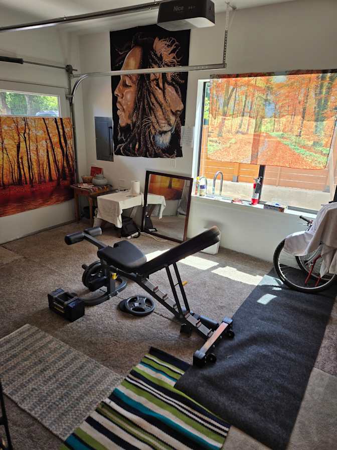 James  Harryhill's room