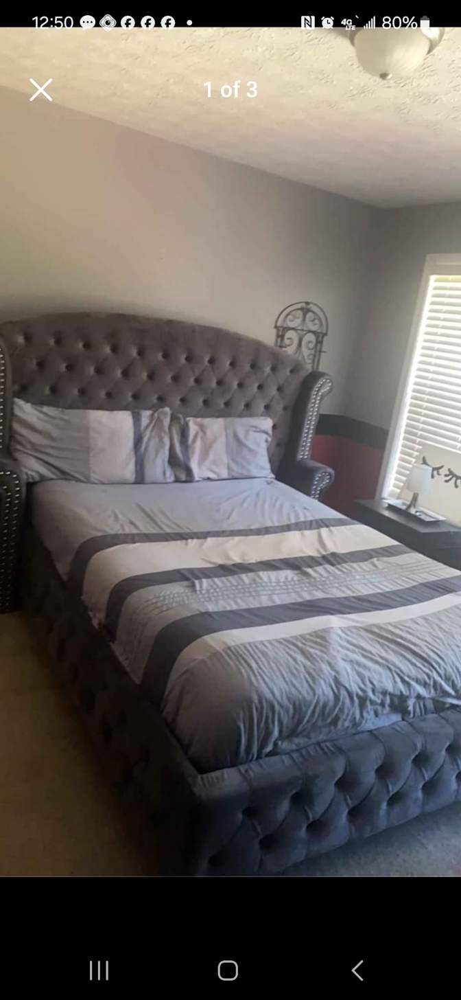 Latoya domeanell profit's room
